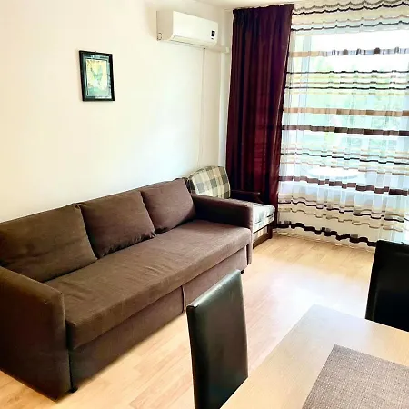 First Sea Line Coast Friends Apartment